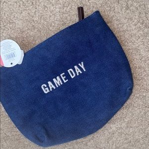 Game day pouch / cosmetic bag
